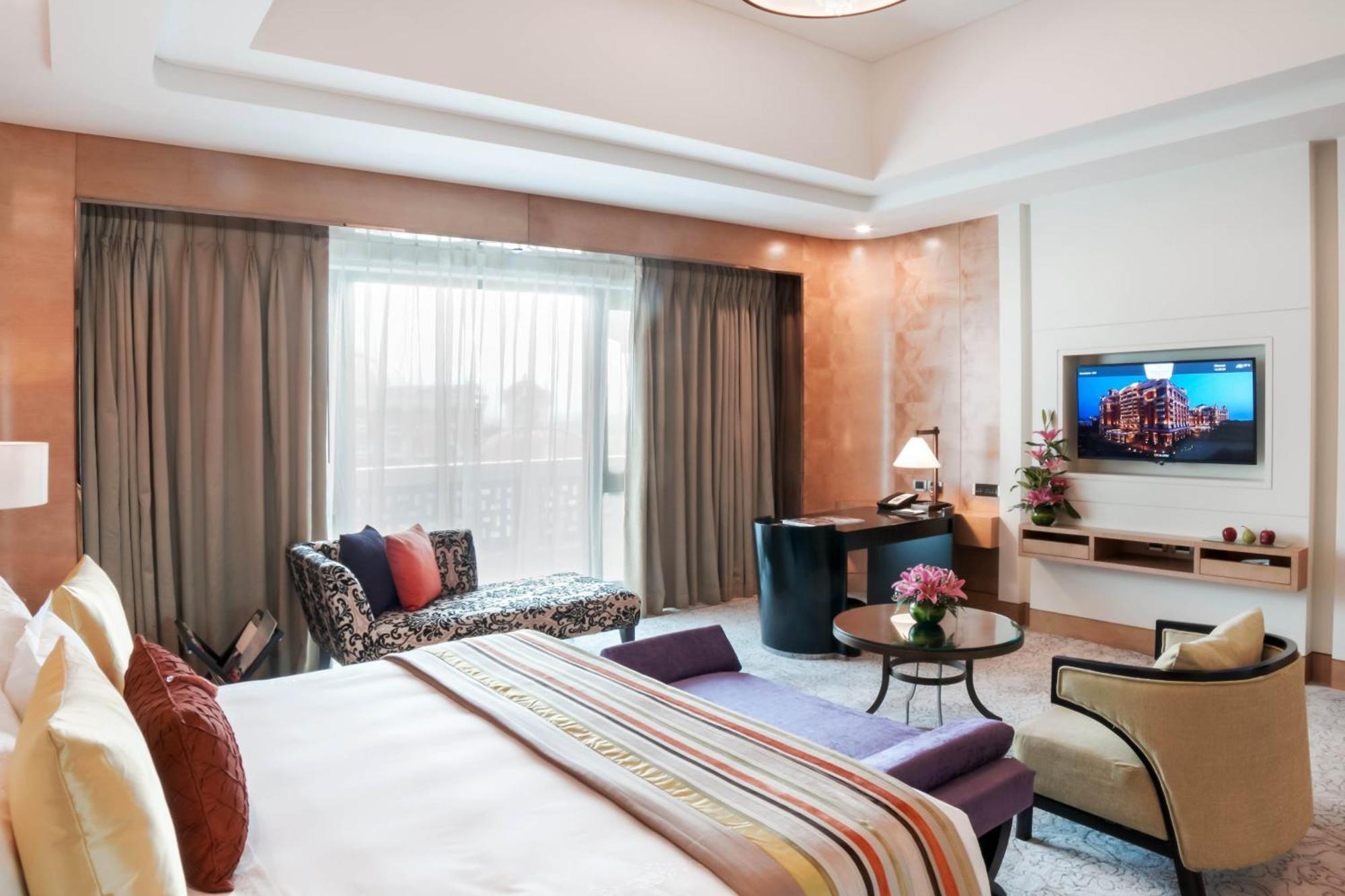 فندق آي تي سي جراند تشولا، أحد فنادق لاكشري كولكشن، تشيناي المظهر الخارجي الصورة A suite at the hotel